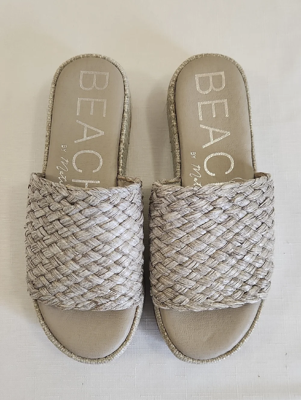 Beach By Matisse Cairo Gray Platform Sandals. Size 7
